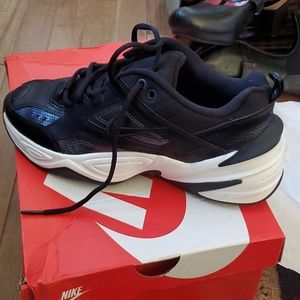 Nike m2k tekno ess size 9 w